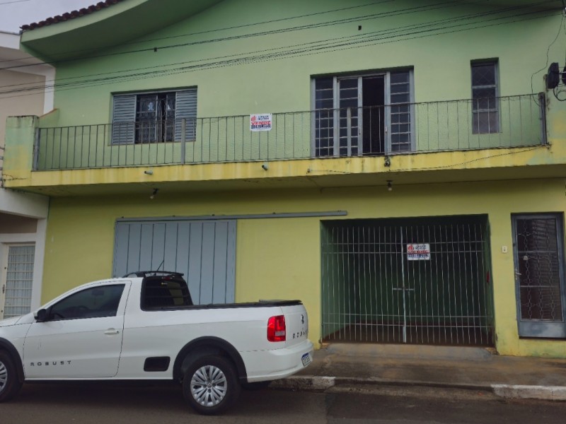 Casa próximo a Cooxupé